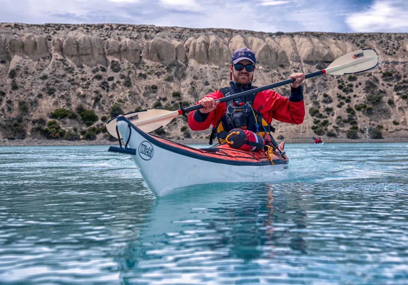 8. Darwin - Kayak.jpg