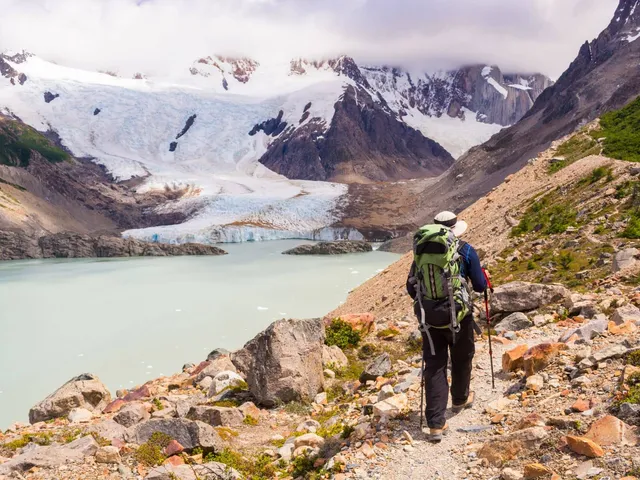 Trekking